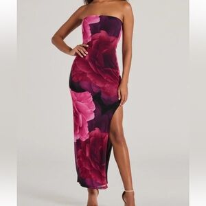 Windsor Grandeur Blooms Strapless Slit Dress